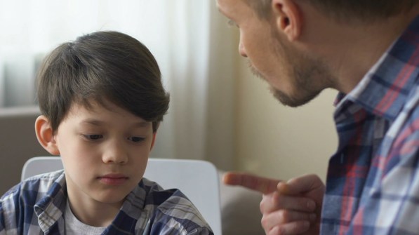 dad-scolds-his-son-bad-footage-087699334_prevstill